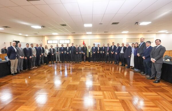 Presentan a Paraguay como destino de oportunidades para la inversión - MarketData