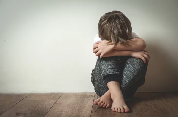 Condenan a 20 años de cárcel a un hombre que abusó sistemáticamente de una niña