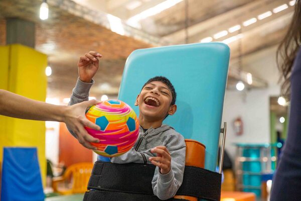 ¡Teletón, 45 años apostando por la inclusión y rehabilitación integral! - Unicanal