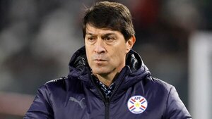 Daniel Garnero justifica la convocatoria de Derlis y la ausencia de Cecilio