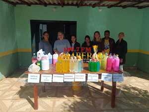 Curso de elaboración y venta de productos de limpieza en la Comisión de Fomento de Don Bosco - Radio Imperio 106.7 FM