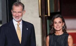 ¡Escándalo en España! La reina Letizia ndaje corneó a su ména
