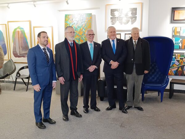 Celebran el 78掳 aniversario de la independencia de Jordania - Revista PLUS