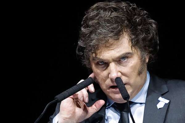 Javier Milei defiende a ministra apuntada por escándalo en reparto de alimentos a pobres - Mundo - ABC Color