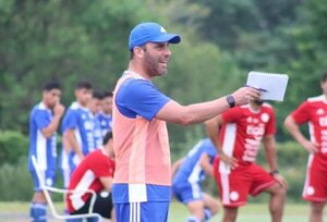 Versus / Así estaría conformado el cuerpo técnico de la Albirroja en las categorías menores