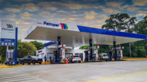 Petropar no ajustará precio de combustible, pero todo depende de la fluctuación del dólar - Unicanal