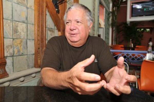 Muere el reconocido cineasta venezolano César Bolívar a los 79 años