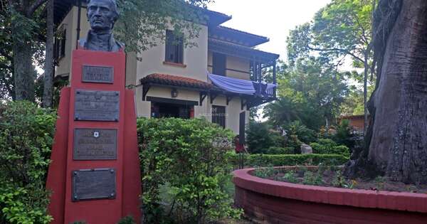 La Nación / Nacional de Uruguay homenajea a la Escuela Solar de Artigas