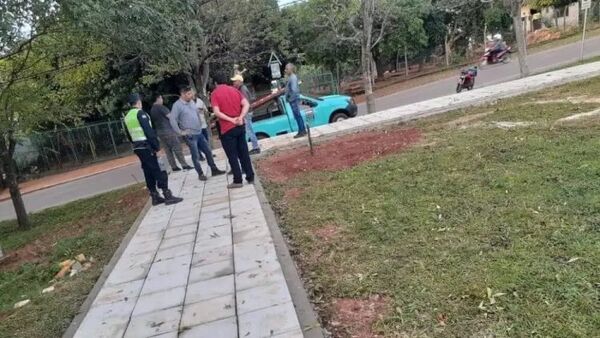 Conmoción en Piribebuy: Niña de 9 años muere electrocutada mientras jugaba en una plaza