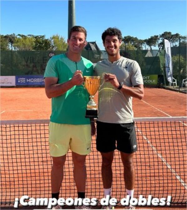 Dani Vallejo gana el título de dobles del challenger de Carnac