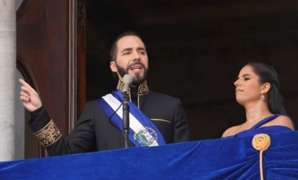 Bukele toma posesión de su segundo mandato como presidente de El Salvador