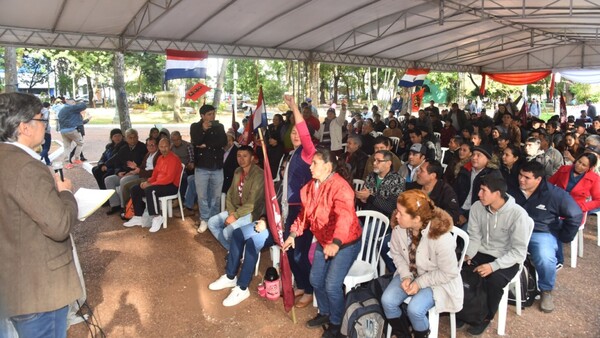 Rechazan “pacto fraudulento” en Itaipú y exigen que sea anulado
