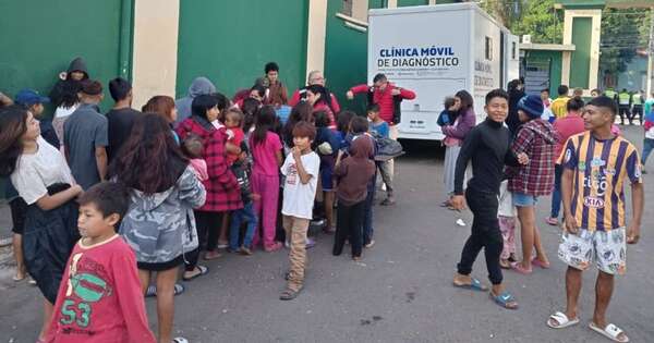 Diario HOY | Realizan asistencia médica a indígenas ubicados en la Avenida Artigas