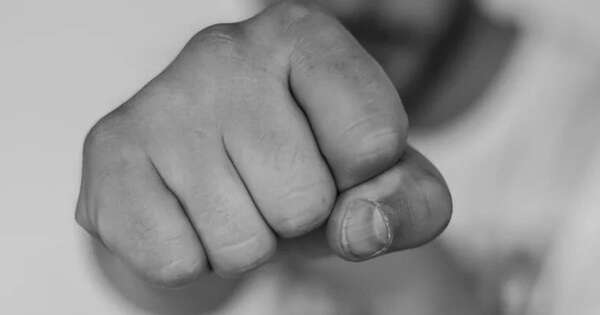 Diario HOY | Imputan a joven que protagonizó violenta agresión en plena vía pública