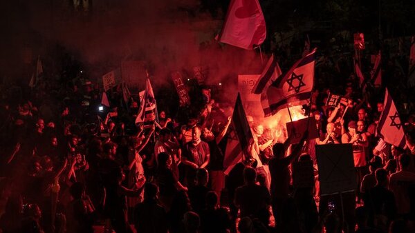 Israel celebra la mayor protesta contra Netanyahu desde el inicio de la guerra en Gaza