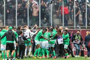 El Saint Etienne regresa a la Ligue 1 - Fútbol Internacional - ABC Color