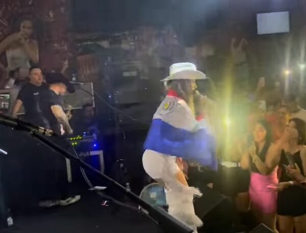 ¡En medio de varias emociones, Marilina arrancó su gira por España!