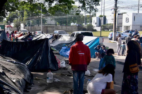 Cierran Artigas ante manifestación de indígenas - ADN Digital
