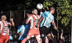 En un partidazo, el “8” y el “11” no se sacaron ventaja en la primera final del Campeonato Ovetense - OviedoPress