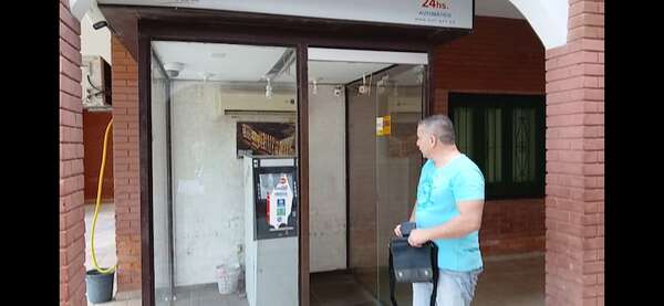 La ciudad que tiene un solo cajero automático y no funciona - Noticias del Chaco - ABC Color