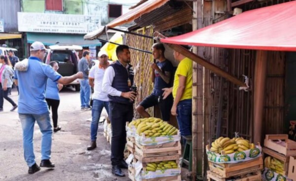 CDE: Realizarán censo para regularizar locales del Mercado de Abasto