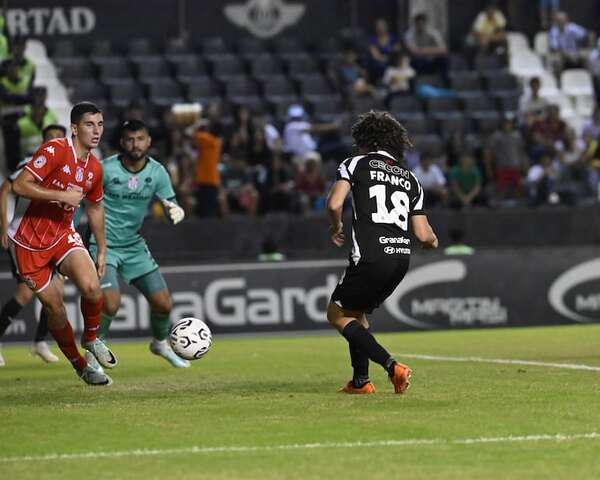 Ariel Galeano: “Lo más importante es que volvemos a depender de nosotros” - Fútbol - ABC Color