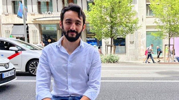 El colombiano que pasó del Ejército a la política en España y ahora se presenta a la UE