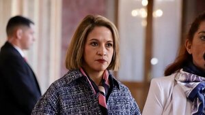 Santiago Peña robustece figura de Lea Giménez y descarta su salida del Gabinete