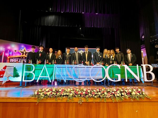 Banco GNB Paraguay se une al Playback Hollywood 2024 del Colegio Cristo Rey - Revista PLUS