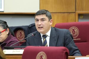 Senador José Oviedo pide a "Payo Cubas que se calme" - Portal Digital Cáritas Universidad Católica