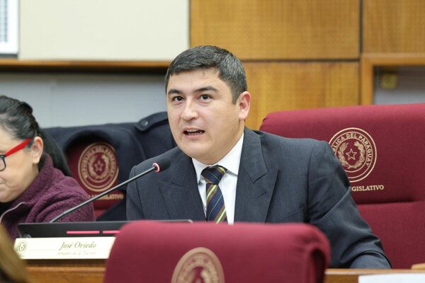 Senador José Oviedo pide a "Payo Cubas que se calme" - Portal Digital Cáritas Universidad Católica