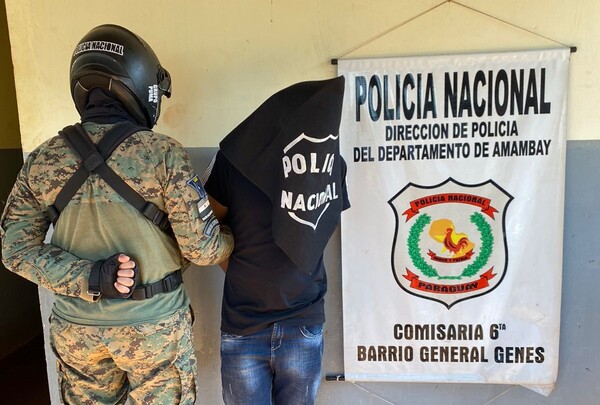 Detienen a un hombre vinculado en asalto a farmacia - Oasis FM 94.3