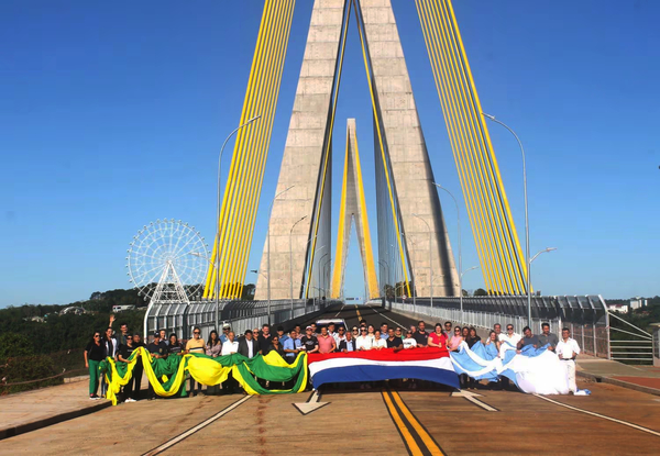 Sector turístico y comercial insiste en la apertura del Puente de la Integración - La Clave