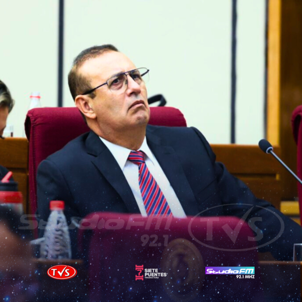JUEZ POSPONE FECHA DE PRELIMINAR PARA EL SENADOR ERICO GALEANO - TVS