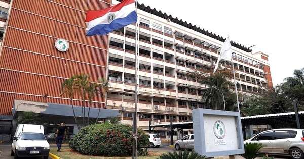 La Nación / IPS denunciará a empresas que no aportan el descuento a sus empleados