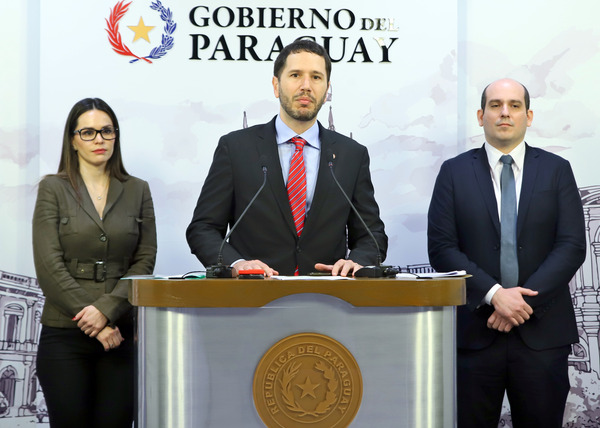 Ejecutivo propone proyecto de ley para fusionar INAN y Dinavisa