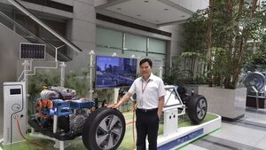 Ingeniero de Kia Corporation de Seúl, Corea, visita el país para realizar revisión gratuita de los vehículos de la marca. - Megacadena - Diario Digital