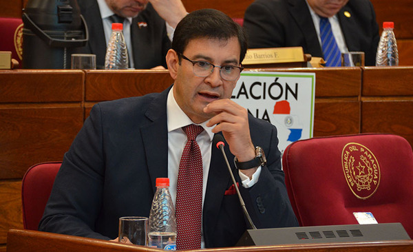 Silvio Ovelar impulsará reforma de la Caja Fiscal