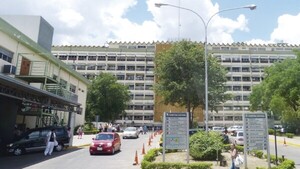 Nuevo suplicio para asegurados en IPS Central: Filas a la intemperie y sin baño para mujeres