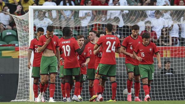 Portugal gana con aviso de Finlandia