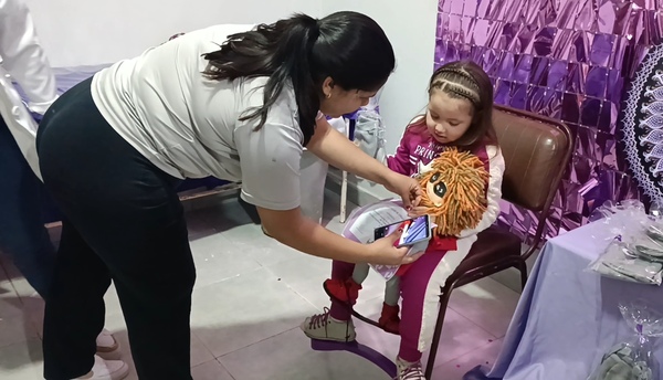 Convenio entre el Ministerio de Salud y Fundación Solidaridad para Tratamiento del Pie Bot