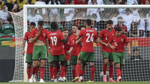 Portugal gana con aviso de Finlandia