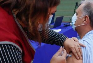 Desde hoy aplican la vacuna Neumo 23 para todos los adultos mayores de 60 años en Itapúa