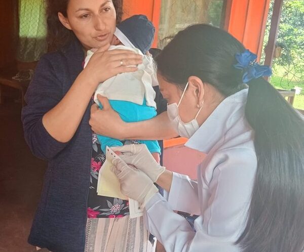 Realizan visitas domiciliarias en la Colonia Ara Potĩ distritos Los Cedrales