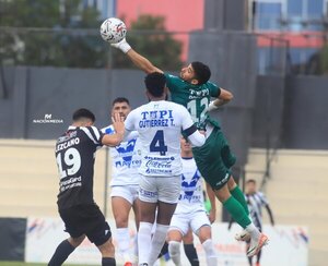 Versus / ¿Ameliano versus Libertad en octavos de la Copa Sudamericana?