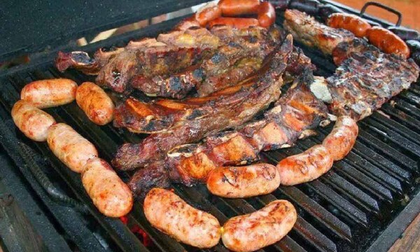 Asado de la discordia en Presidente Franco: Mujer denuncia a su vecina por emitir humo de parrilla – Prensa 5