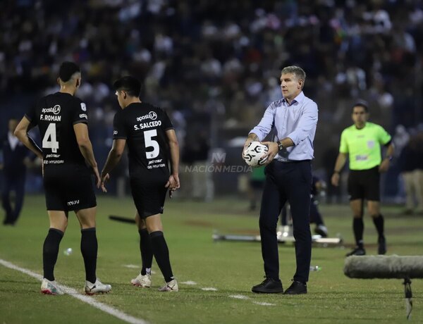 Versus / Llegó el castigo: Olimpia no puede inscribir jugadores por dos periodos
