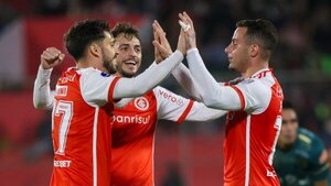 Gomes y Alario dan el triunfo al Inter