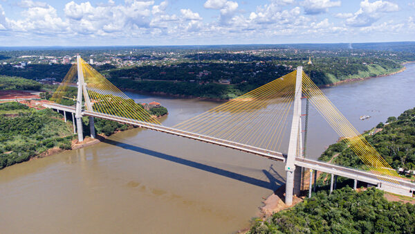 Puente de la Integración: podría habilitarse gradualmente desde octubre