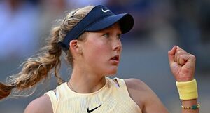Versus / La joven Andreeva sorprende a Sabalenka en cuartos de Roland Garros